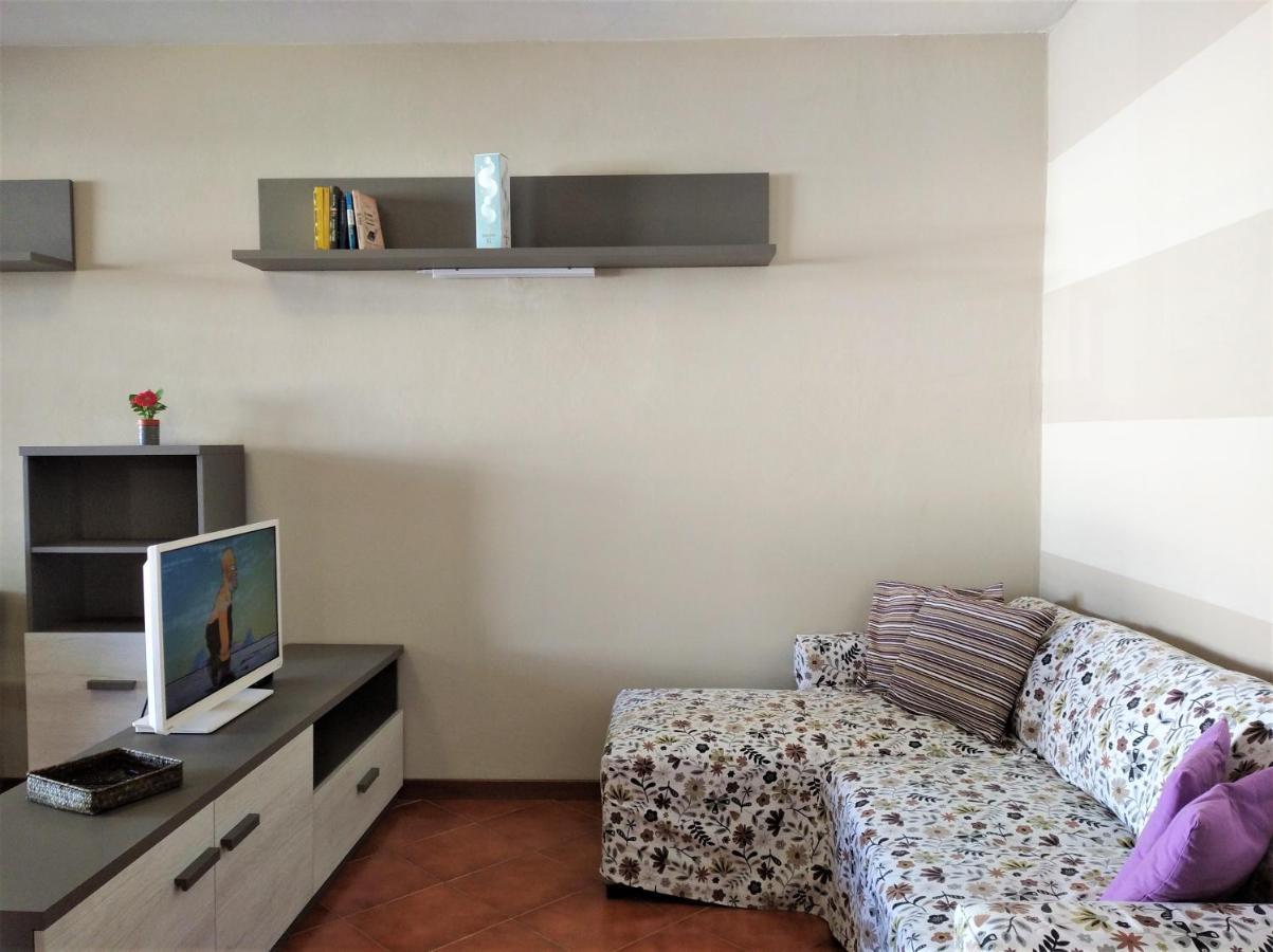Casa Michi Apartment แวร์บาเนีย ภายนอก รูปภาพ